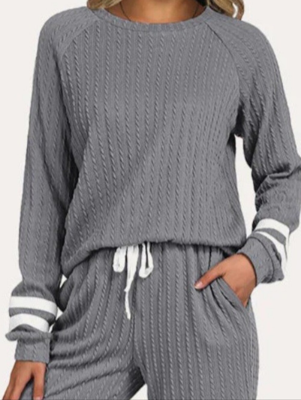 NWT Ekouaer Ribbed Lounge Sweater  Dark Gray